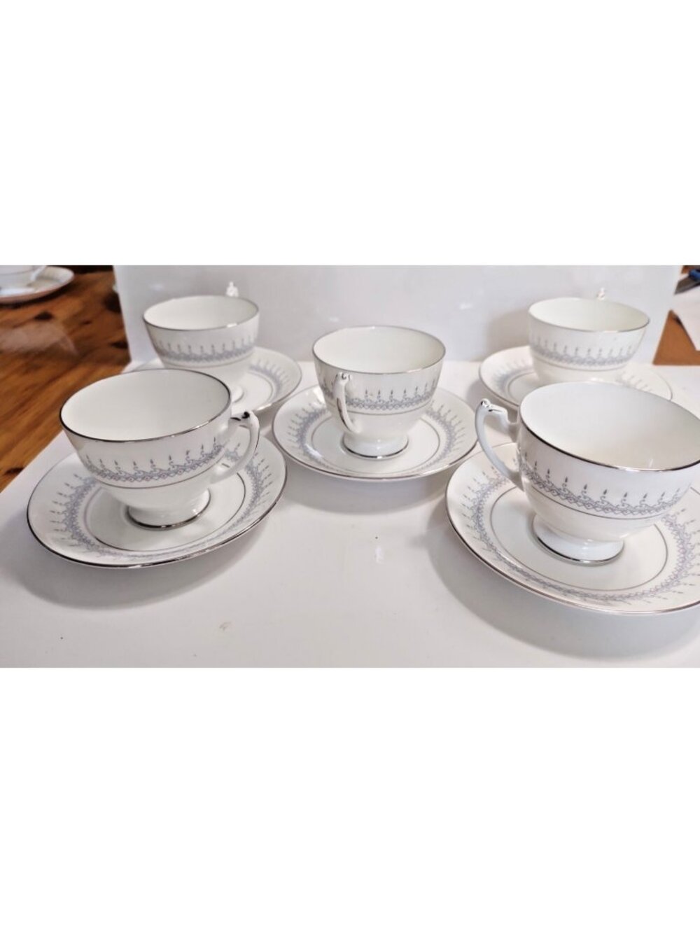 Vintage Coalport England  Tea Cup & Sauser sets (5) Avon Pattern 1950's